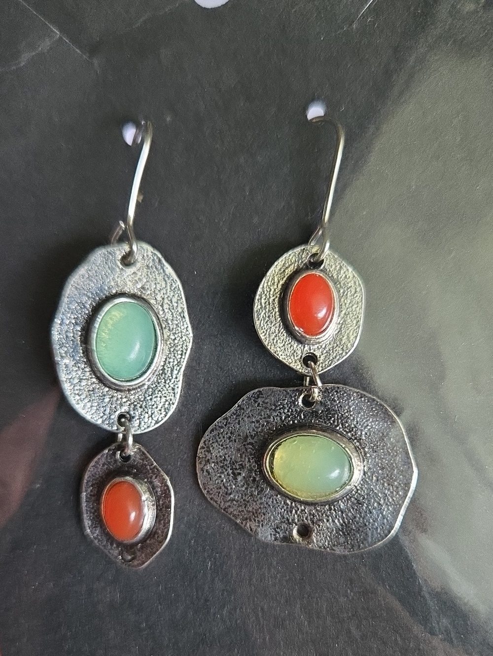 Vintage Asymmetrical Silver Drop Earrings with Green and Red Stones
